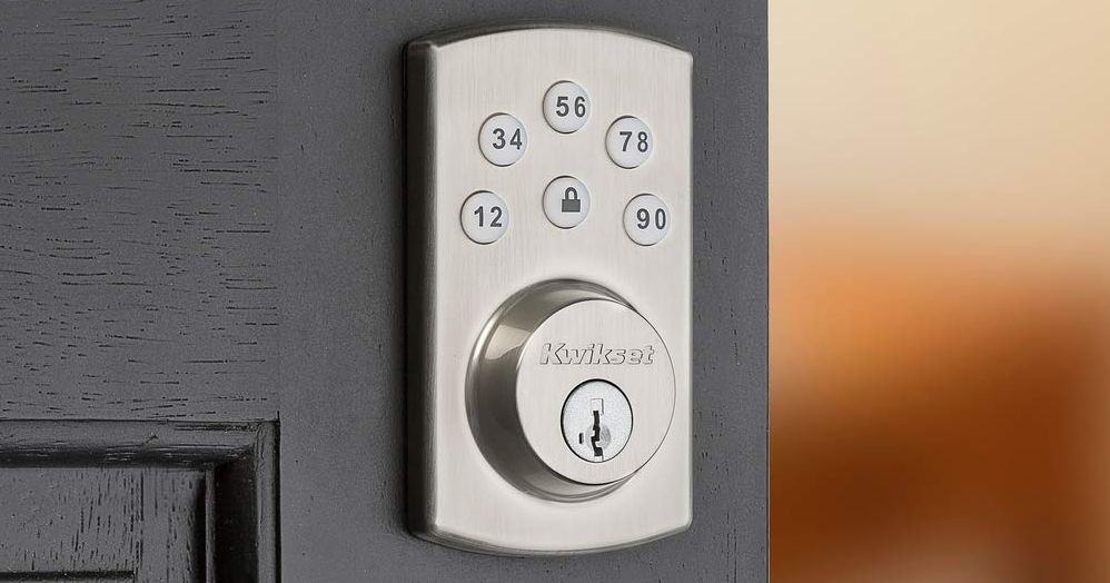 Keypad door lock