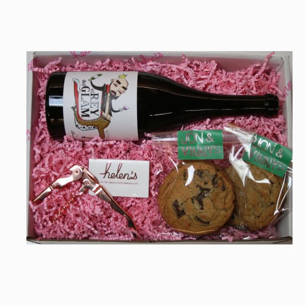 Chilled Red & Cookies Gift Box