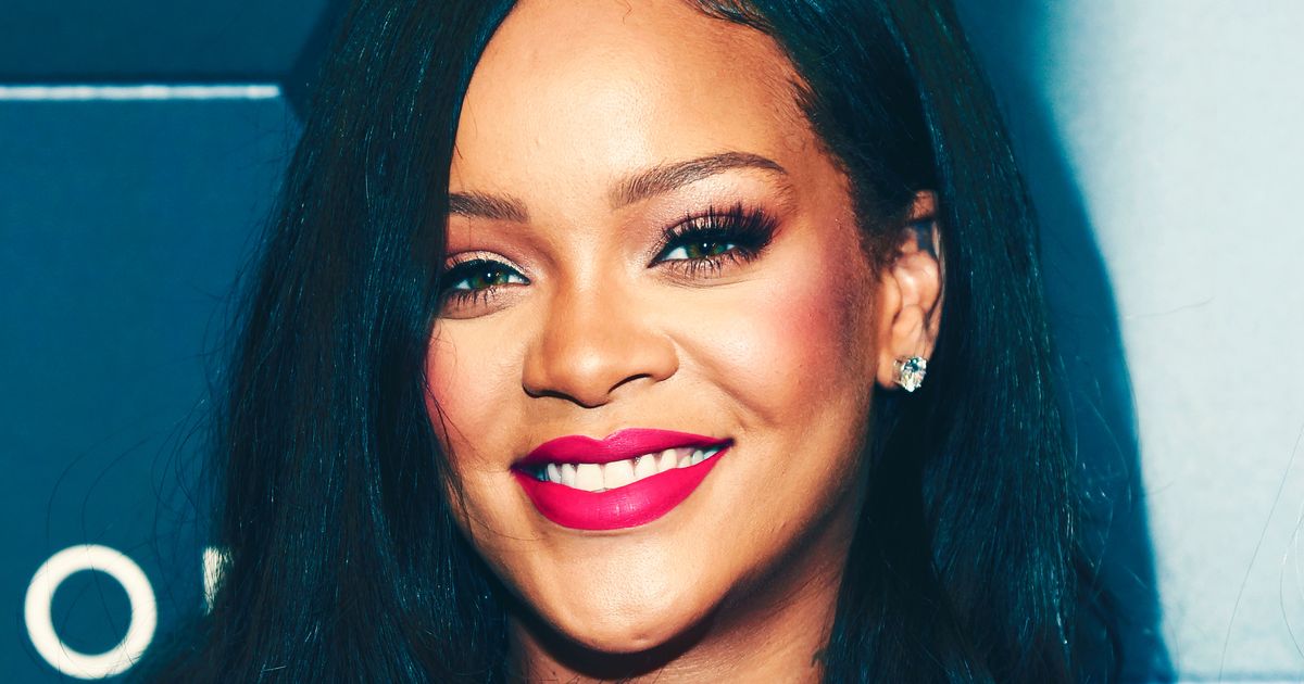 It's Rihanna's Birthday, Have a Free Killawatt Highlighter