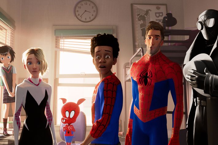 Spider-Man: Far From Home Meta VFX Inspired by Into the Spider-Verse –  IndieWire