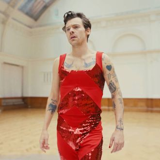 Harry Styles Drops 'Harry's House' Album: LISTEN