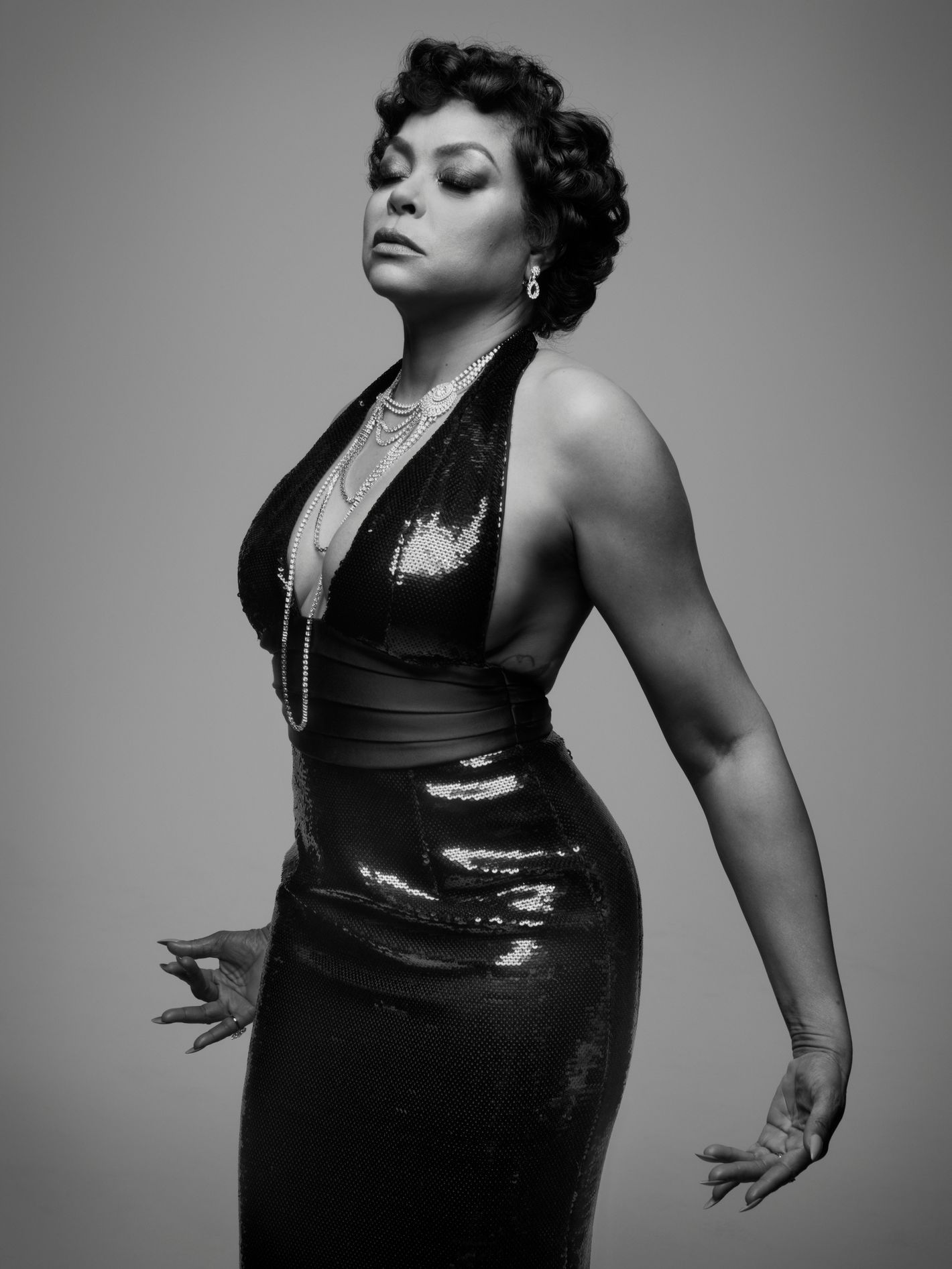 does taraji smoke cigarettes Taraji P. Henson Is Having a Ball in Her Broadway Debut