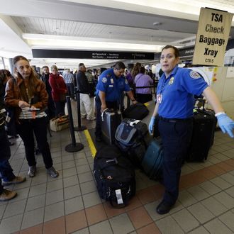 Alleged LAX Shooter Targeted TSA Agents, Wanted to Kill ‘Pigs’