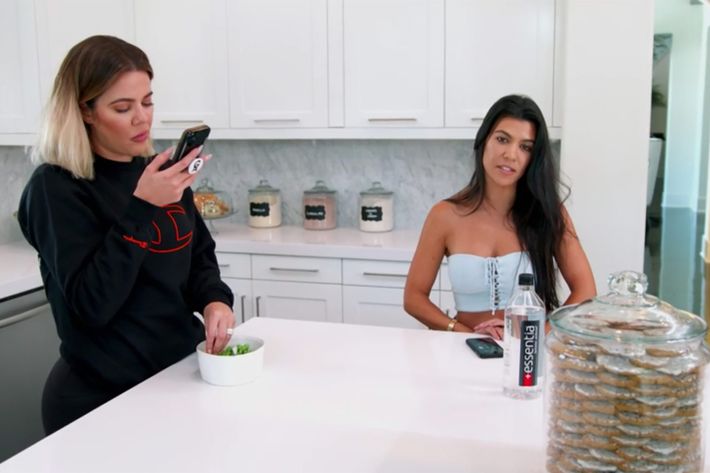 Keeping Up With the Kardashians, Season 14, Episodes 14 & 15