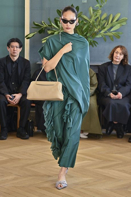 Carven - Runway - Spring/Summer 2025 Paris Fashion Week