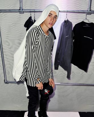 You Too Can Have Justin Bieber’s Teenage-Dirtbag Style