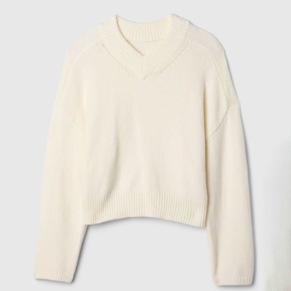 GAP CashSoft Cropped High V-Neck Sweater