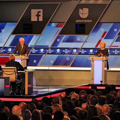 Democratic presidential hopefuls debate in Miami