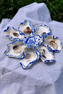 Chell Fish Custom Oyster Plate