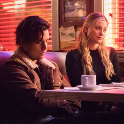 Riverdale' Season 4, Episode 9 Explained: Did Betty Really Kill Jughead?  All the Clues