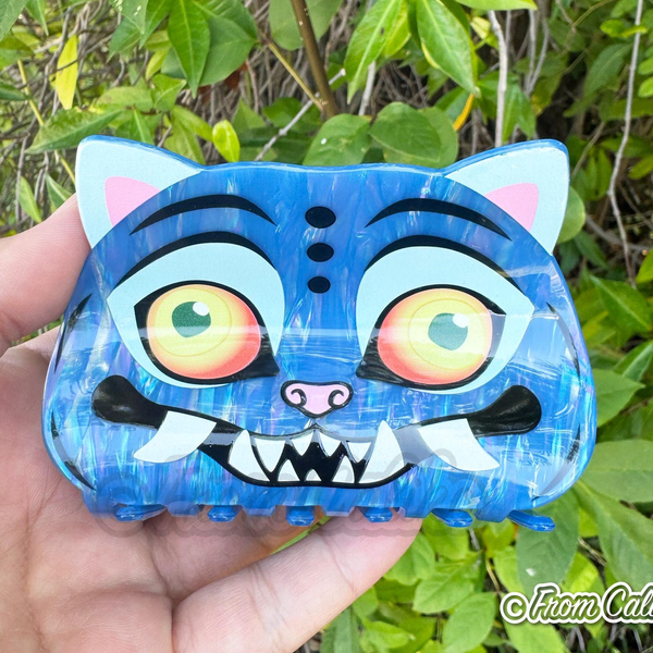 FromCaliko K-Pop Derpy Blue Tiger Hair Claw