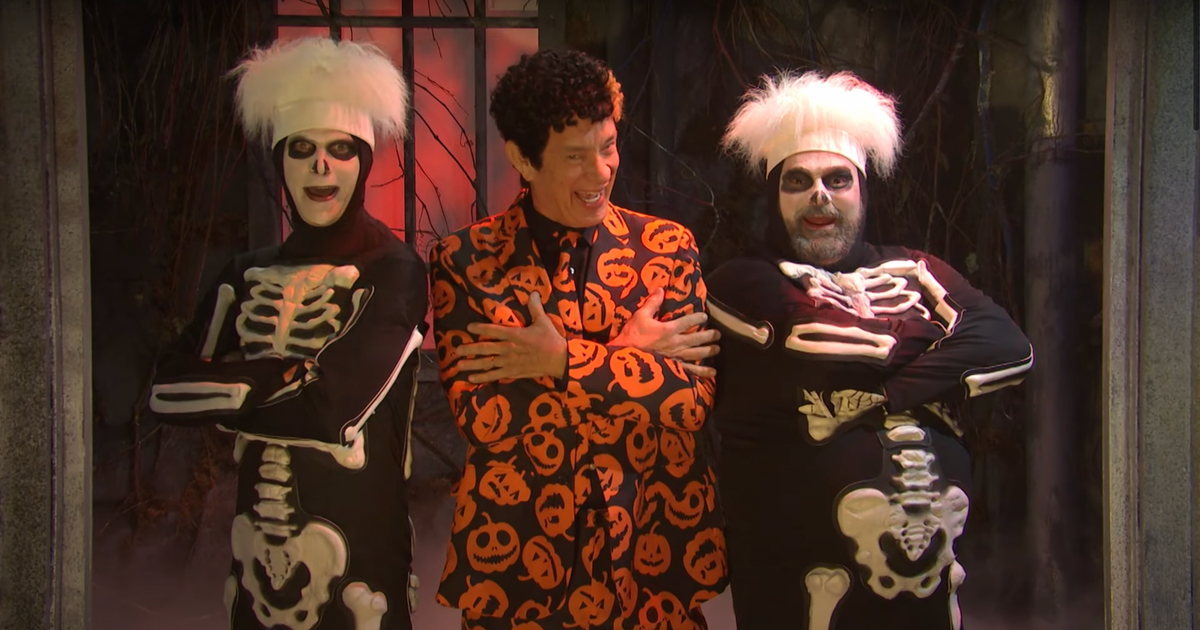 SNL Tom Hanks Returns As David S. Pumpkins for Halloween