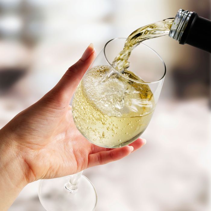 Drinking White Wine Raises Your Risk of Developing Rosacea