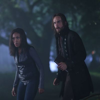 SLEEPY HOLLOW: Ichabod (Tom Mison, R) and Abbie (Nicole Beharie, L) attempt to resurrect a Frankenstein-like monster to help rescue Katrina in the 