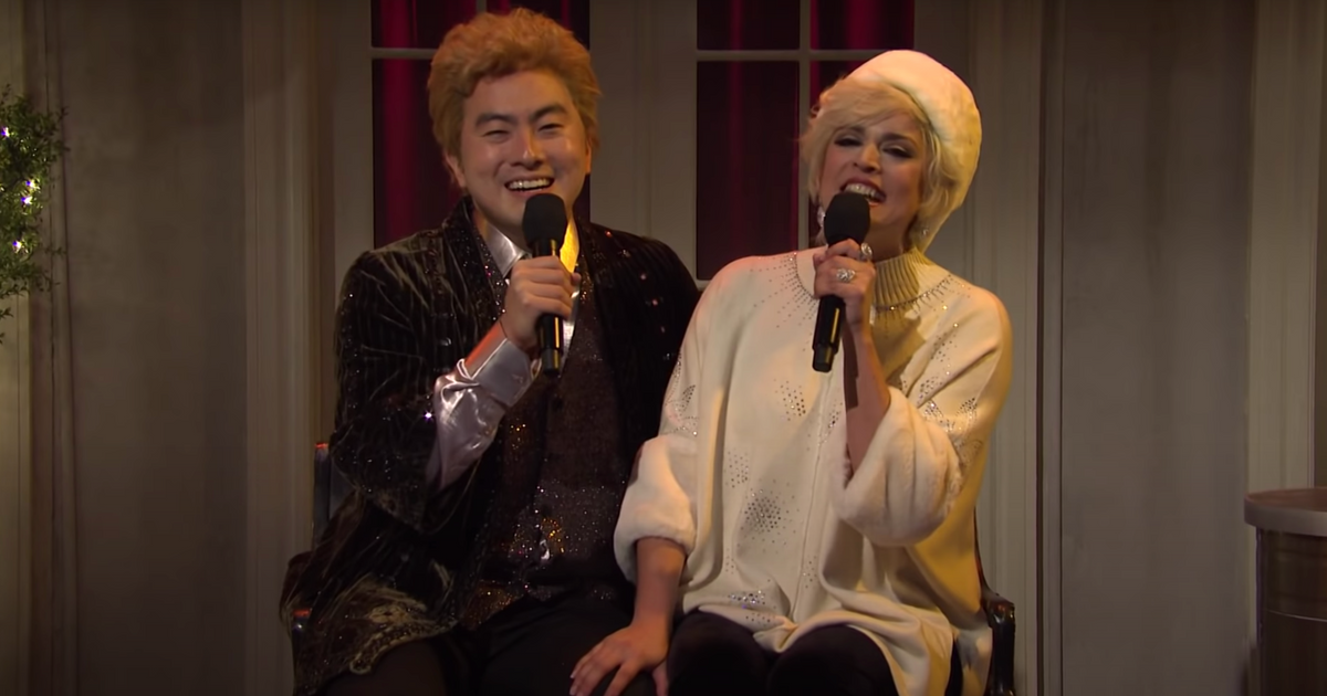 WATCH: Cecily Strong and Bowen Yang Give You Cabaret on SNL