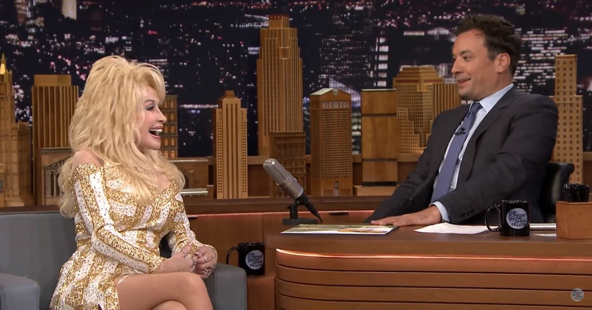 Dolly Parton Describes Her Look’s Scandalous Origins, Says the Word ...