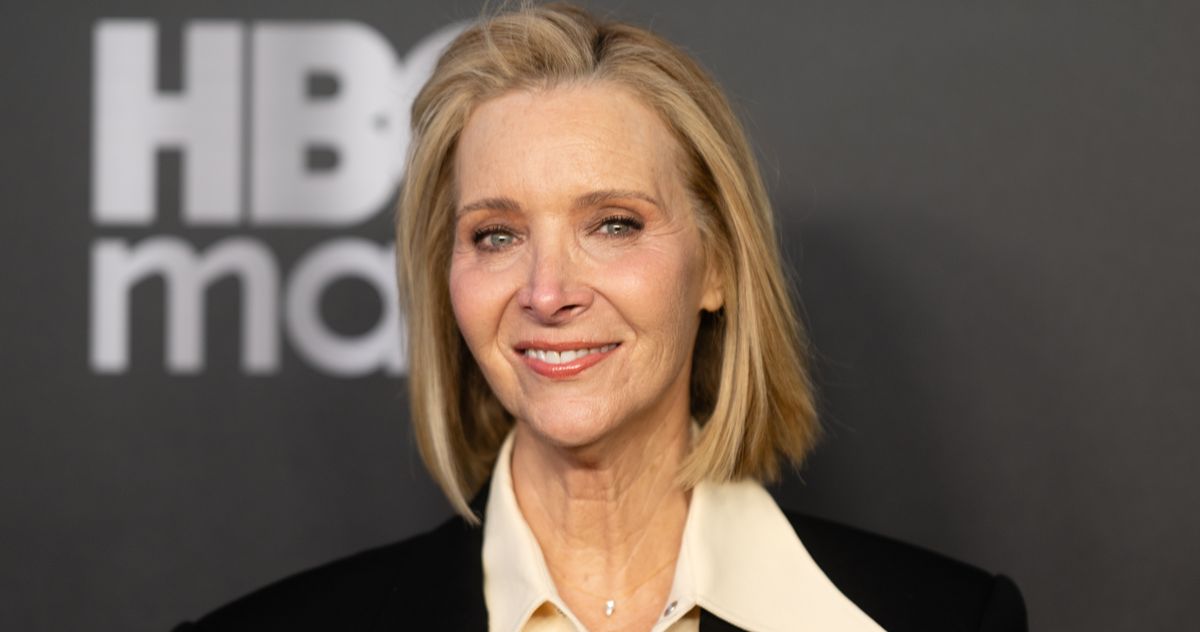 Lisa Kudrow Says Friends Writers Would Discuss ‘Sexual Fantasies’ About the Cast