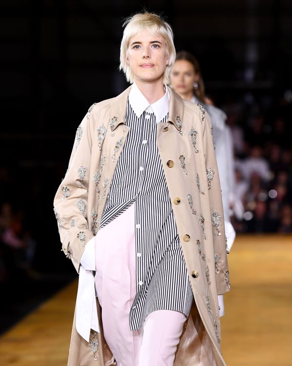 Model Agyness Deyn Returns to the Burberry Runway