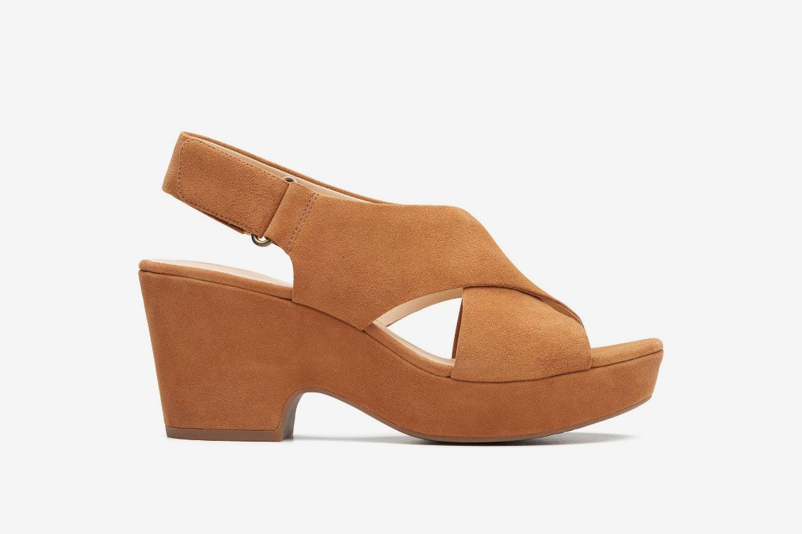 best wedge sandals for wide feet