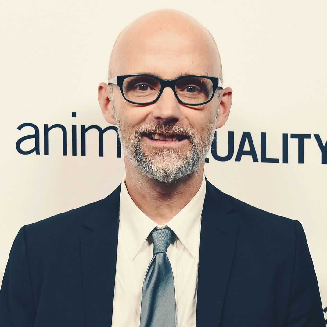 Moby sunday. Моби. Моби в костюме. Хаос Моби. Moby Interview.