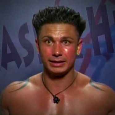 Jersey Shore Fashion Recap: Rain, Chains, and Depressed Facial Hair