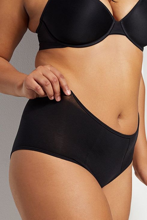 undergarment worn by ladies