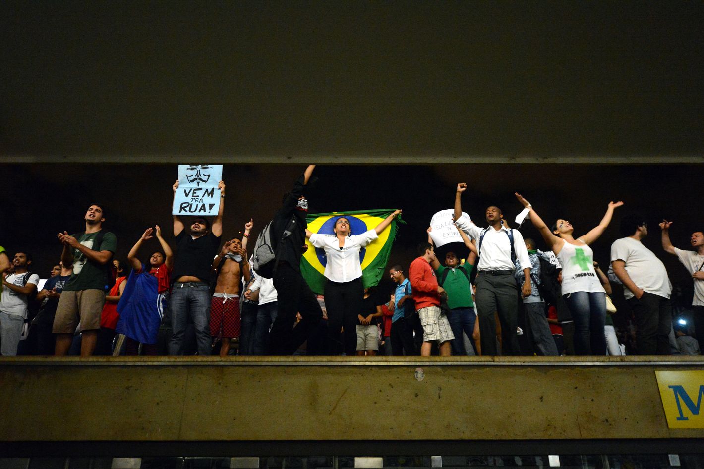 17 Photos of Brazilians Overreacting to a Nine-Cent Fare Hike [Updated]