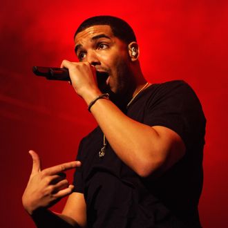 LAS VEGAS, NV - JANUARY 01: Recording artist Drake performs at The Joint inside the Hard Rock Hotel & Casino January 1, 2012 in Las Vegas, Nevada. (Photo by Ethan Miller/Getty Images)
