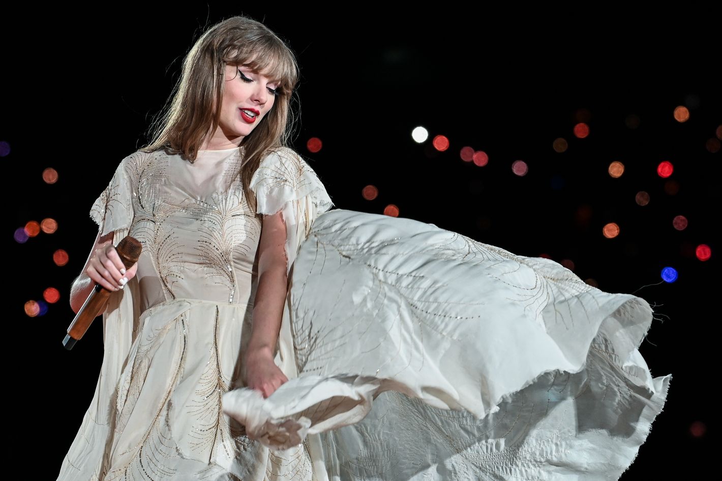 The Tortured Poets Department Continues Its Tenure Atop the Billboard 200