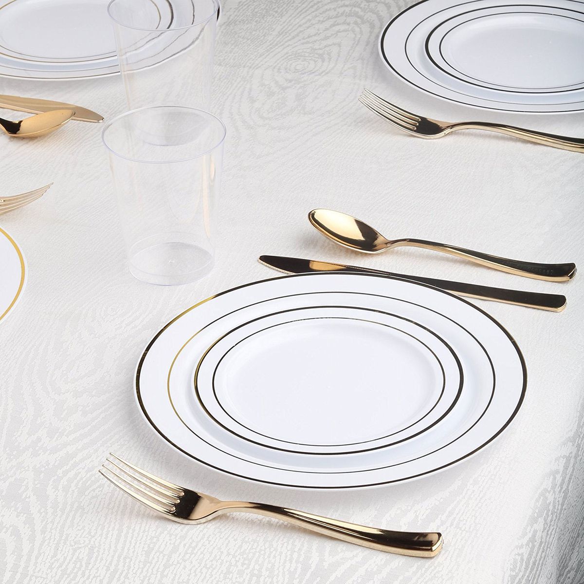 elegant plastic plates wholesale