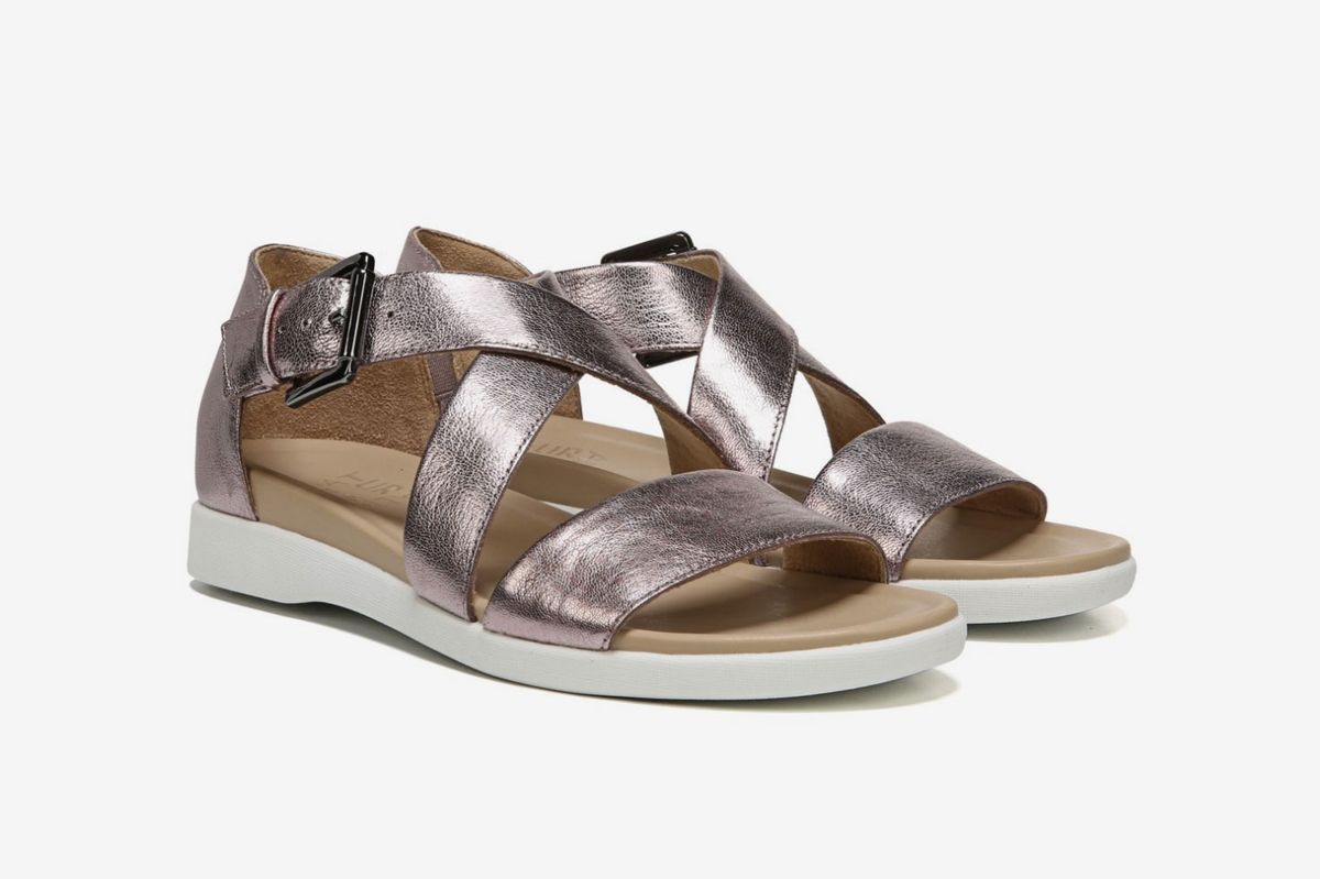 naturalizer mexican wedge