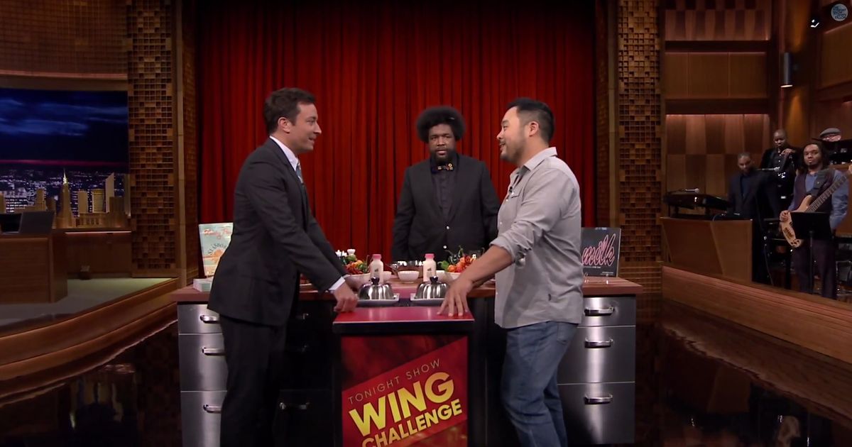 Watch Jimmy Fallon and David Chang Have a Hot-Wing-Eating Contest