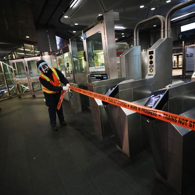 Scenes From the Subway Shutdown