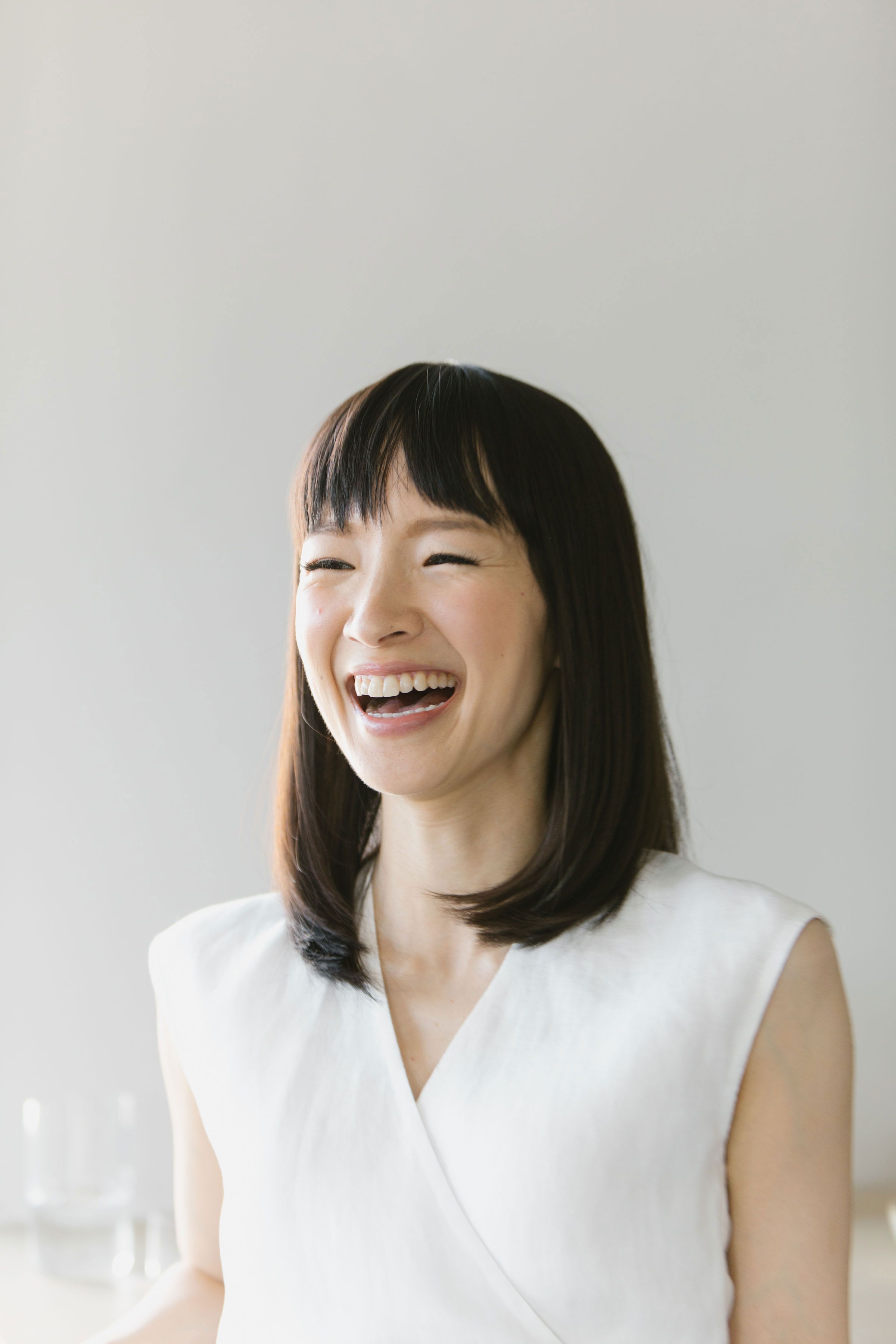 https://pyxis.nymag.com/v1/imgs/c7a/db5/e26f3db9502a45c3cd9bd953c4f64ec412-31-marie-kondo-1.jpg