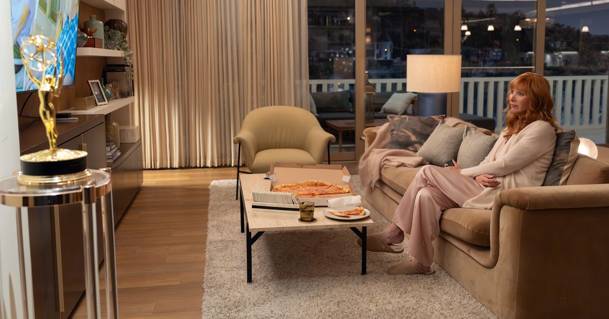 After Watching ‘The Comeback,’ I Do Need to See ‘Mrs. Hatt’