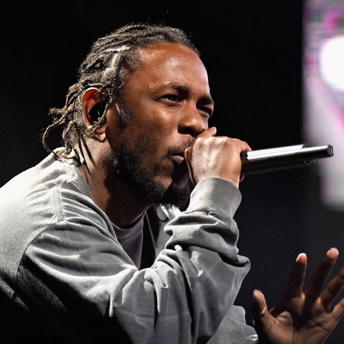 Here S How Kendrick Lamar Could Win Album Of The Year
