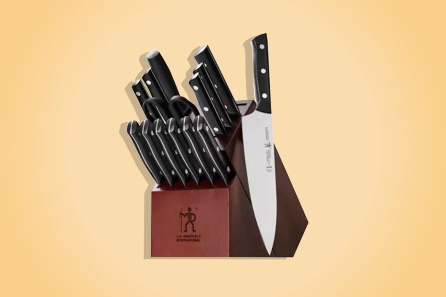 https://pyxis.nymag.com/v1/imgs/c8a/a00/7754140717c3cf8d454b1d6479df74ed4a-03-knife-dod.rhorizontal.h600.jpg