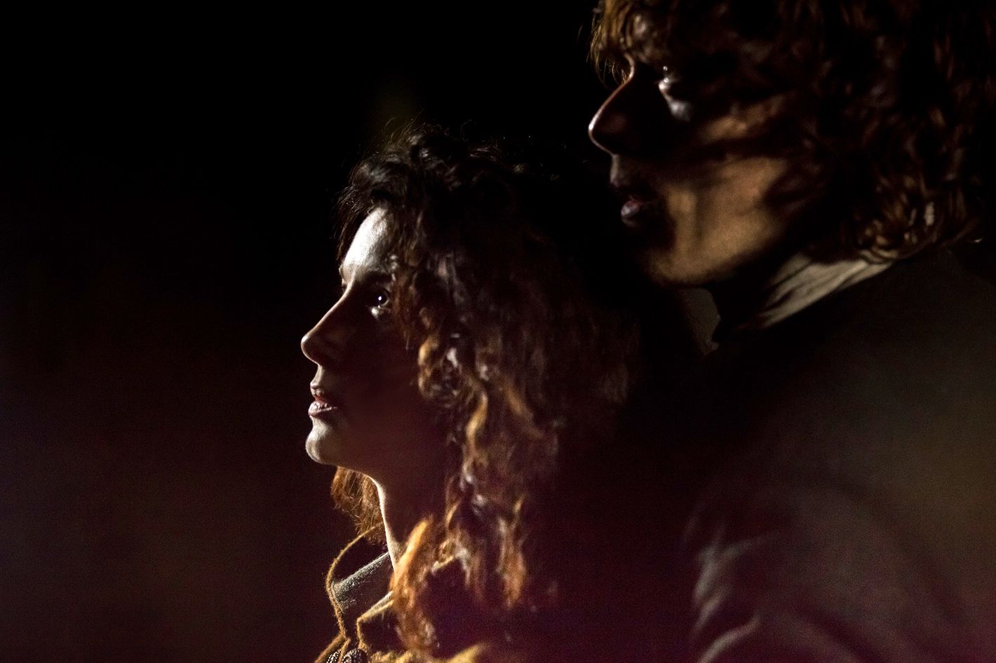 Why Fans Clapped During Outlanders Spanking Scene