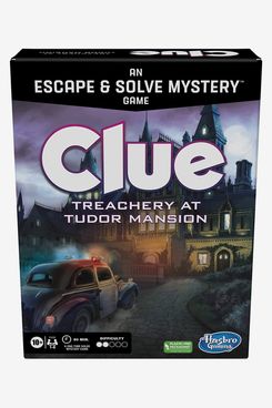 'Clue: Treachery at Tudor Mansion' Board Game
