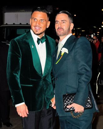 Fashion designer Marc Jacobs weds Char Defrancesco