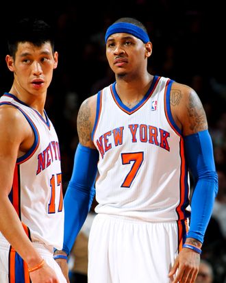 Jeremy Lin #17 and Carmelo Anthony #7 of the New York Knicks play against the New Jersey Nets