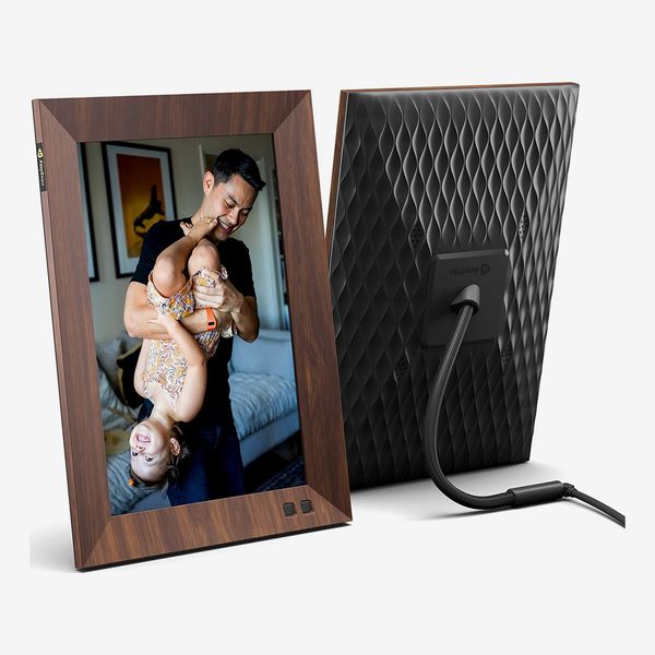 Nixplay 10.1 Inch Smart Digital Picture Wood Frame