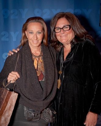 Donna Karan Discusses Dressing the Clintons – WWD