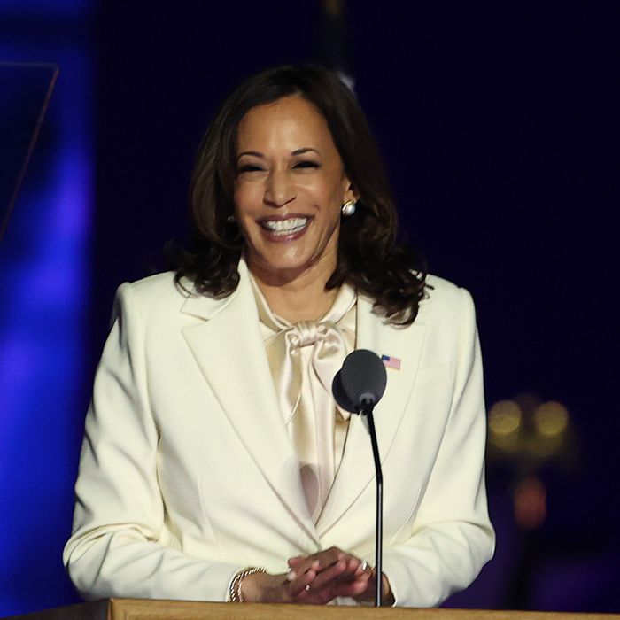 Kamala Harris Wore a White Suit to Give Acceptance Speech