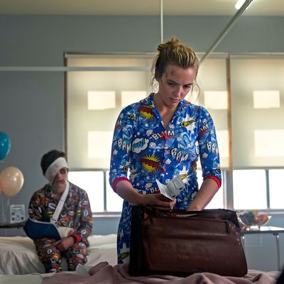 Watch killing eve episode on sale 1