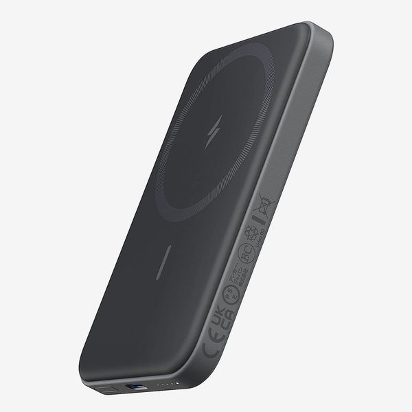 Anker Magnetic Portable Charger