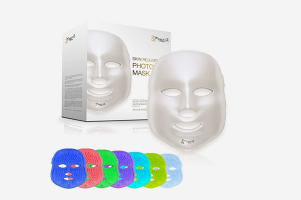 Download The 9 Best Led Light Therapy Masks You Can Buy Online Yellowimages Mockups