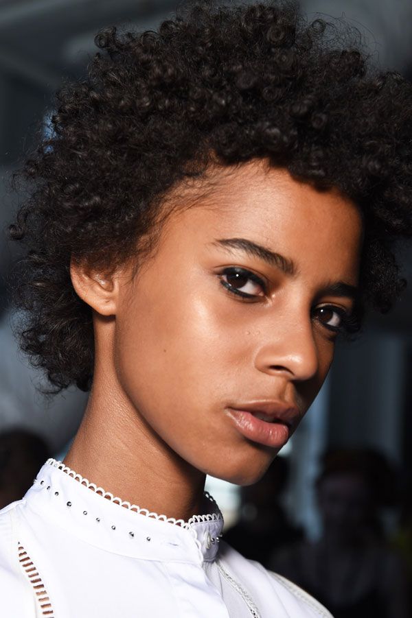5 Black Eyeliner Tips From New York Fashion Week