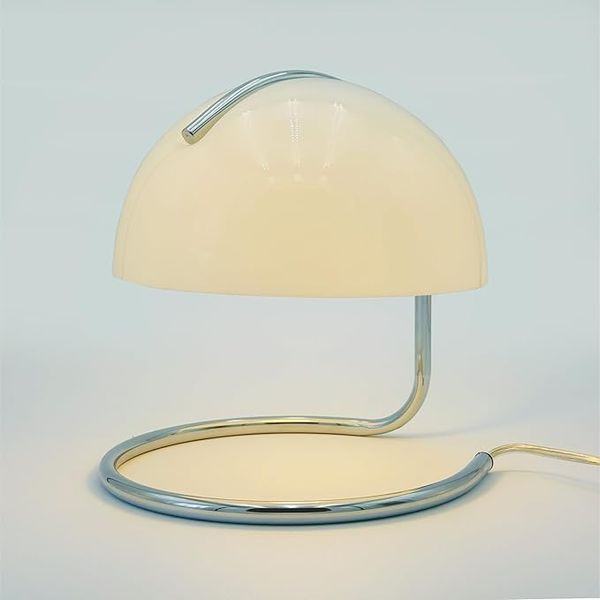 “Bauhaus lamp”