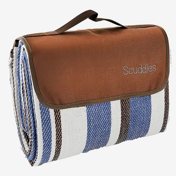 Scuddles Roll Up Outdoor Blanket